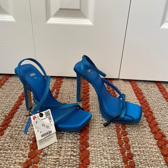 Zara Blue Rhinestone Heel - Size 5 - New with tags - 1310/010/009 - Picture 1 of 7